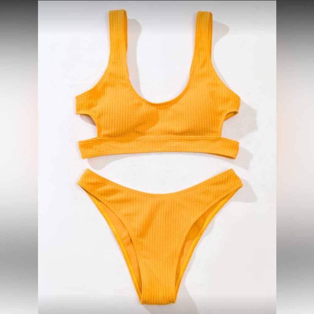 Yellow Bikini Set - Picture 4 of 4